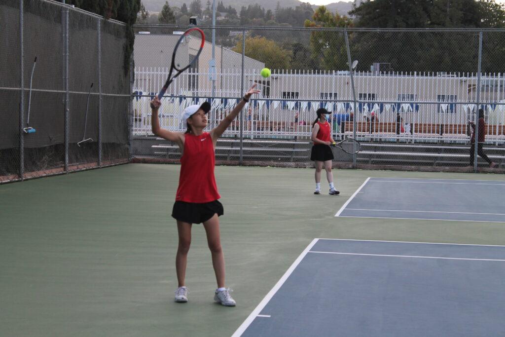 Girls’ tennis season off to a rough start, working on team bonding
