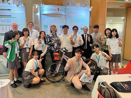 SHS students work with Jhangshu International Creative Technical High School to create an environment-friendly bike.
