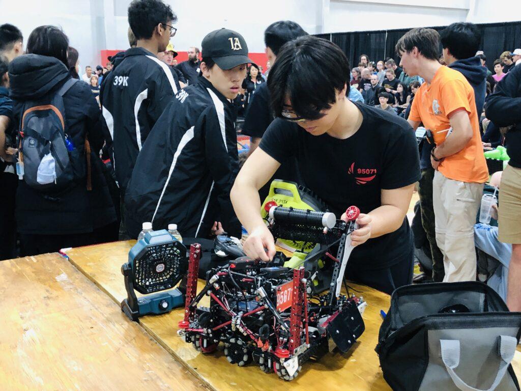  Team 95071X took home gold at nationals and placed second in the Driver Skills Challenge.