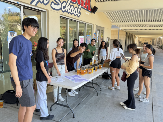 BASIC officers at a boba fundraiser on Oct. 2.