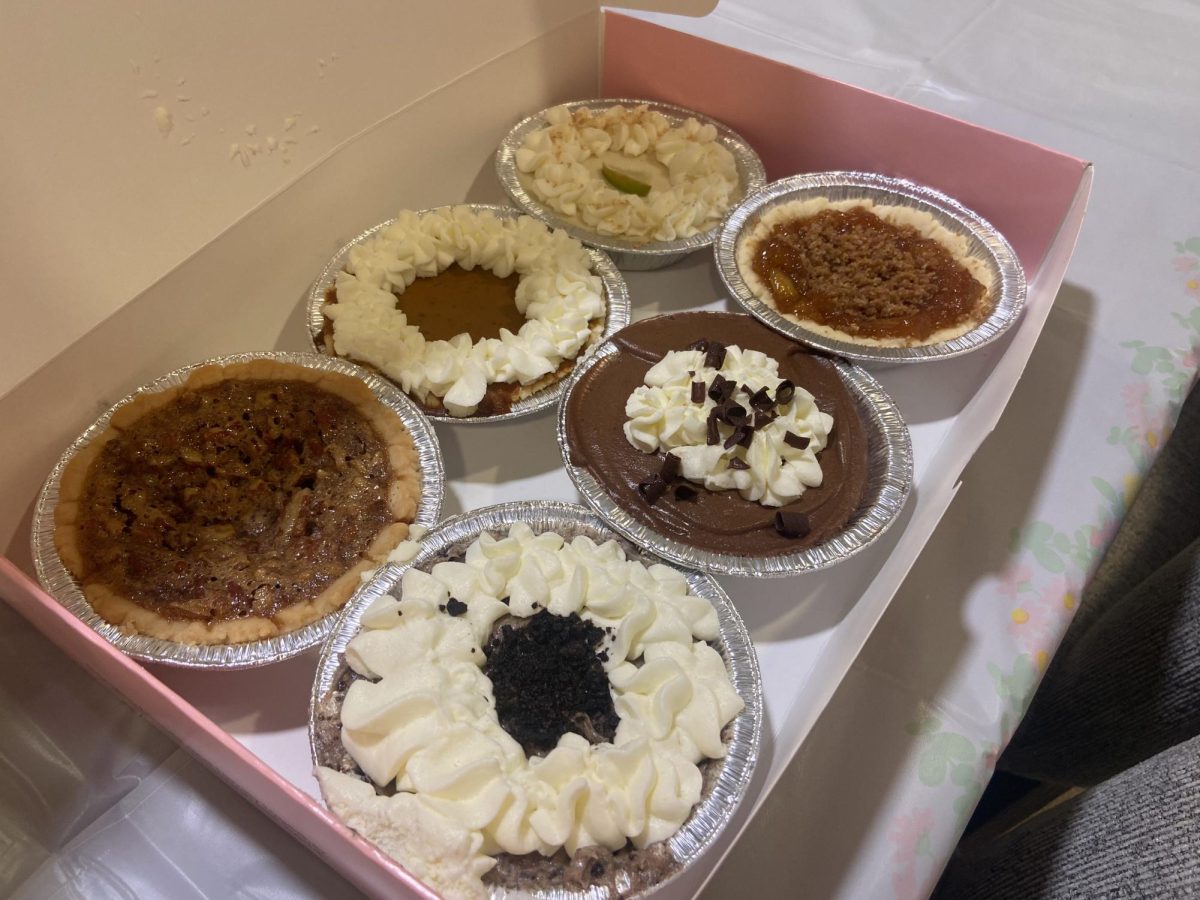 We tasted and reviewed the arrangement of six Thanksgiving pies. 