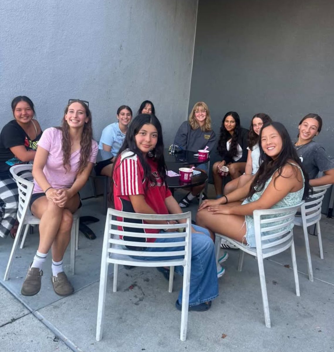  Courtesy of Thalea Charton
First team bonding at Yogurtland.