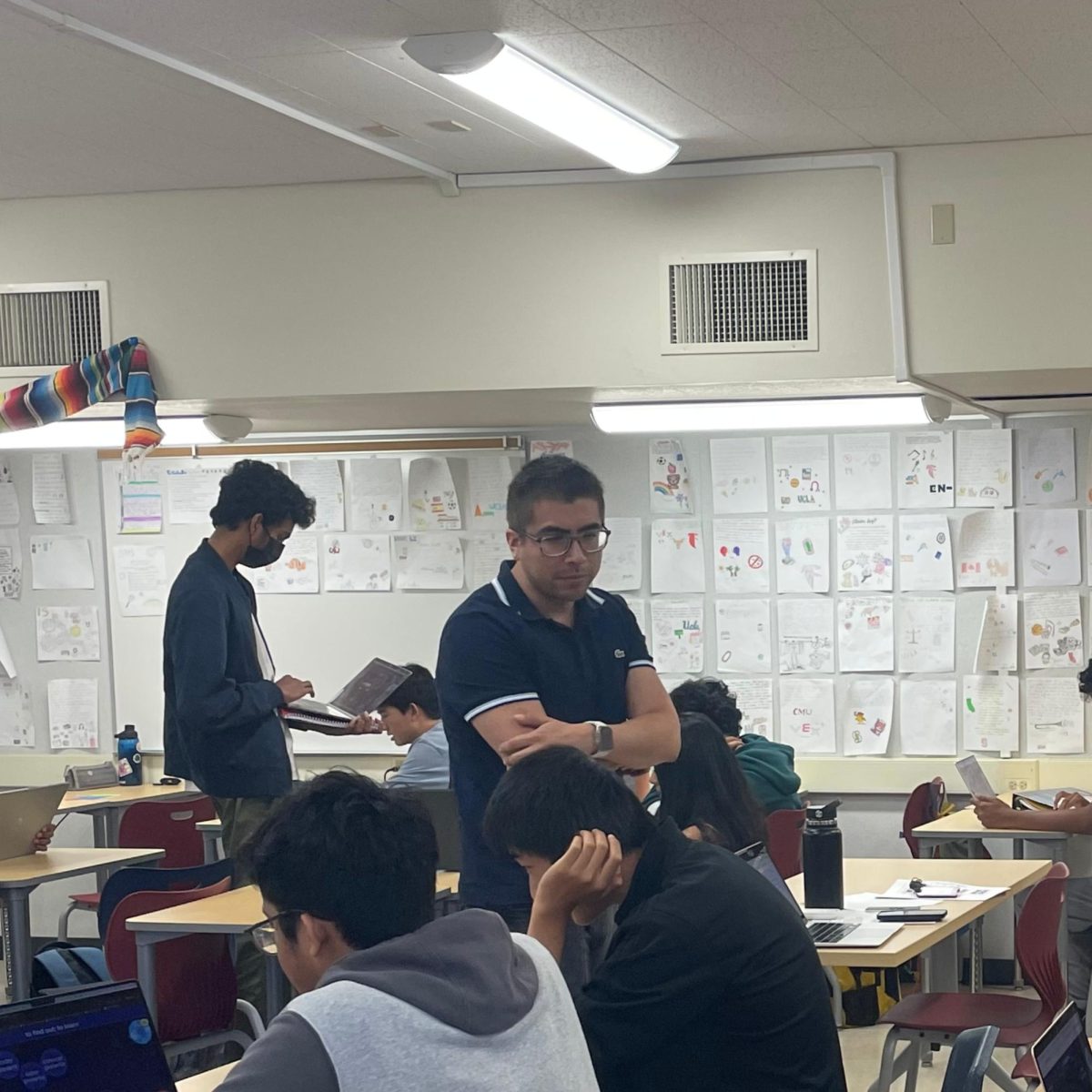 Students in Hernandez’s class prepare for presentations and other activities during tutorial time. 