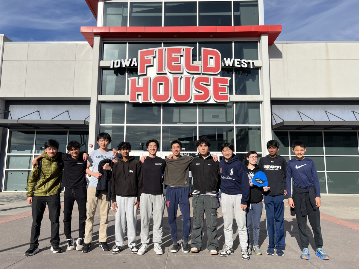 95071 VEX teams celebrate with their awards