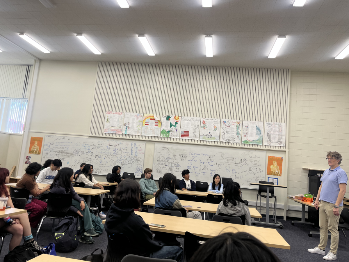Todd Kvamme gave a talk to students in the MAP Annex.
