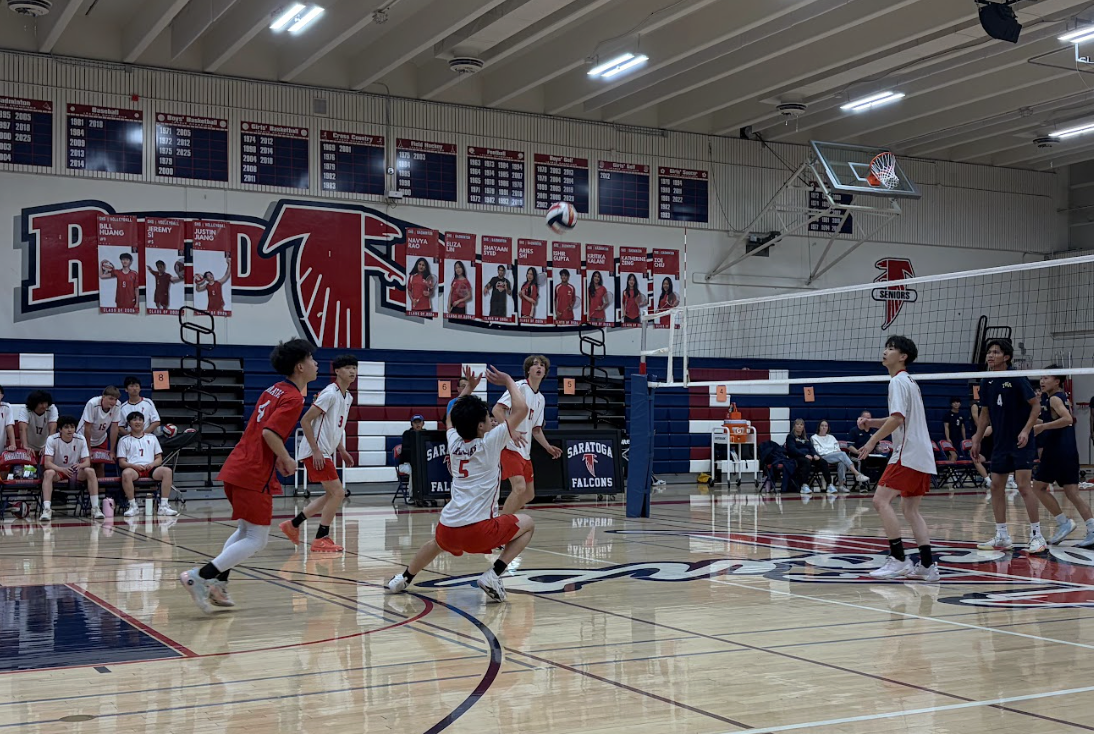 Senior Jeremy Si receives serve from The King’s Academy on May 4. 